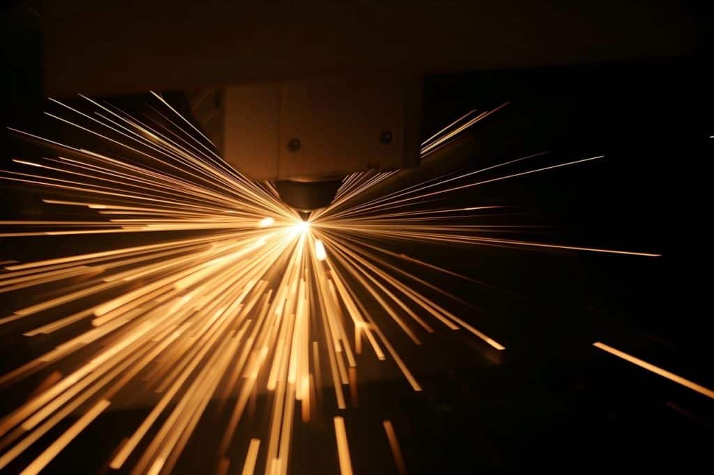 advantages of laser welding wire feeding