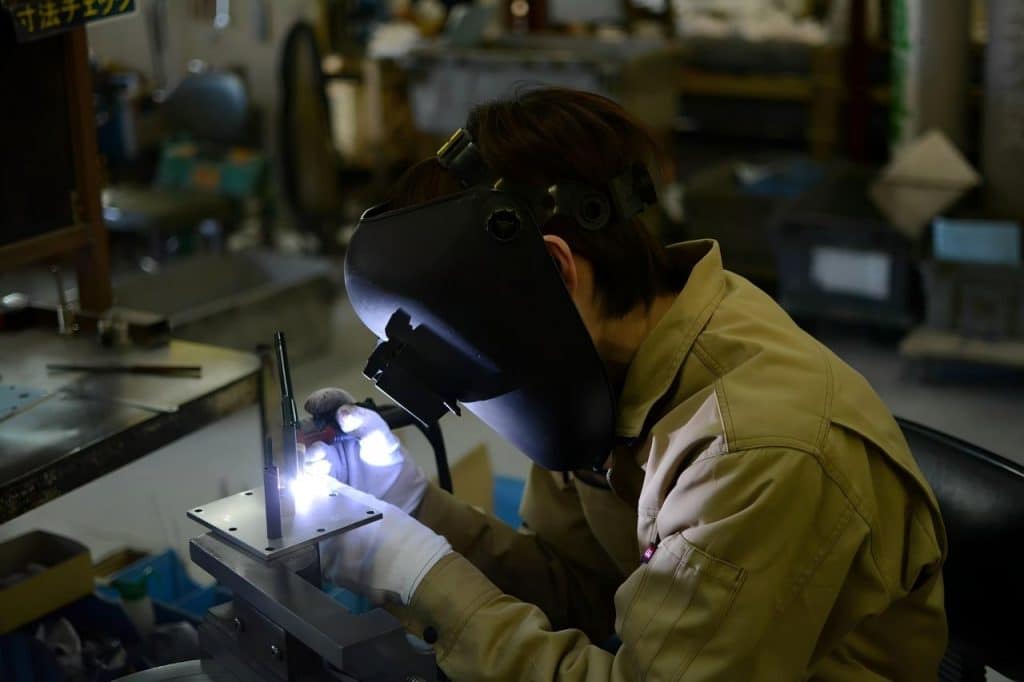 how to choose between rsw and laser welding