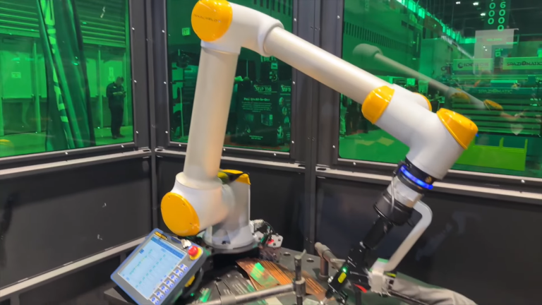 Denaliweld cobot welding components
